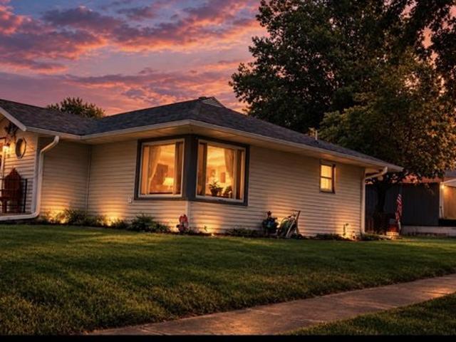 House for sale in Fairbury, Jefferson County