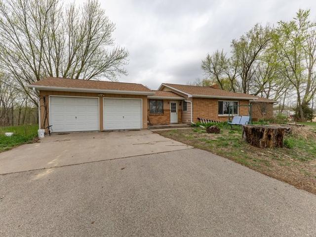 House for sale in Camanche, Iowa