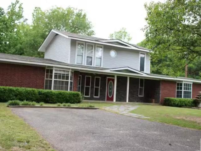 House for sale in Texarkana
