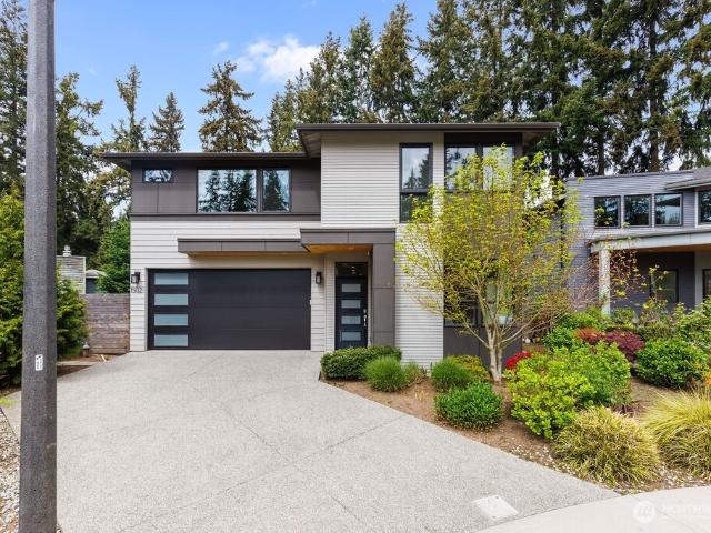Property for sale in Kenmore, Washington