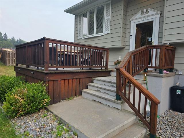 House for sale in Oneida, New York