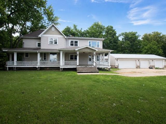 House for sale in Dixon, Illinois