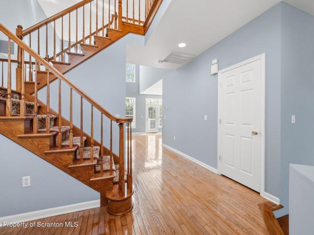 Townhouse for sale in Moosic, Pennsylvania