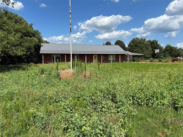 House for sale in Caddo, Oklahoma