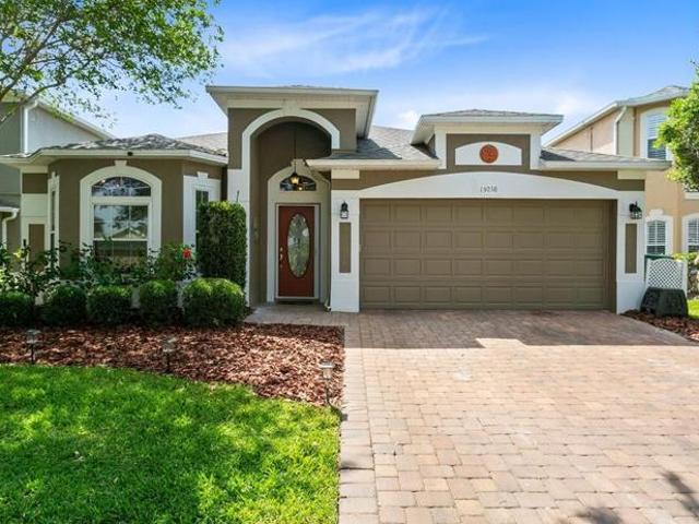 House for sale in Oakland, Florida