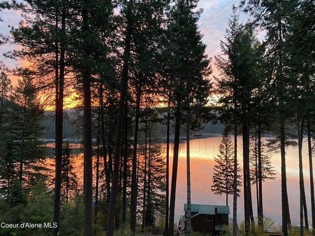 House for sale in Hayden, Idaho