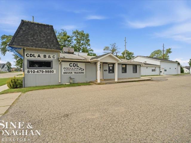 Commercial for sale in Fort Gratiot, Michigan