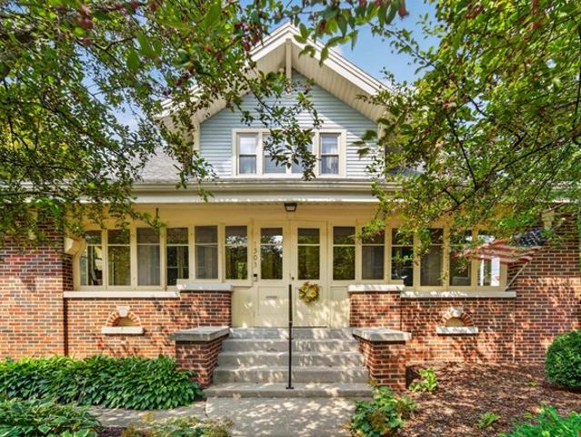 House for sale in Grafton, Wisconsin