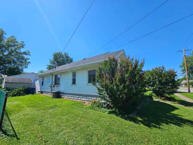 House for sale in Lawrenceville, Illinois