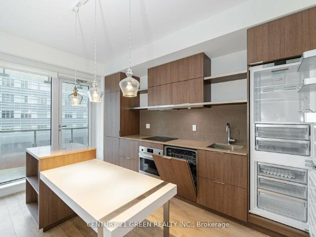 House for rent in Toronto Centre, Toronto