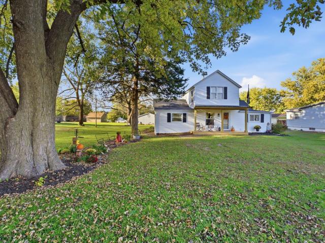 House for sale in Rapids City, Rock Island County