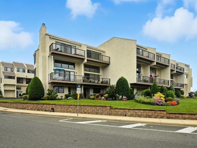 Condo for sale in Longport, New Jersey