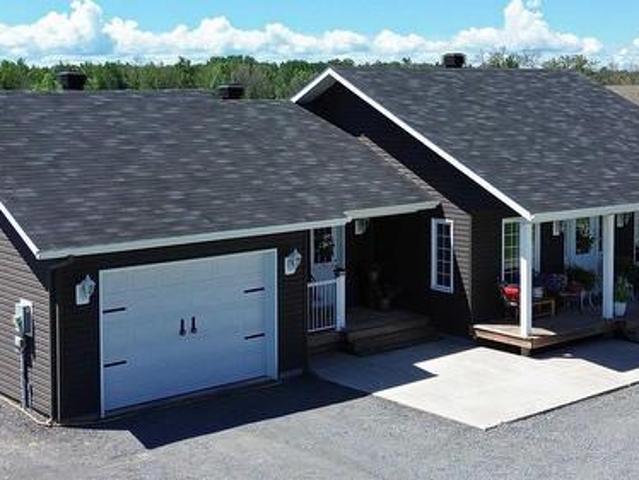 House for sale in Sault Sainte Marie, Ontario