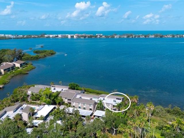 Condo for sale in Sarasota, Florida