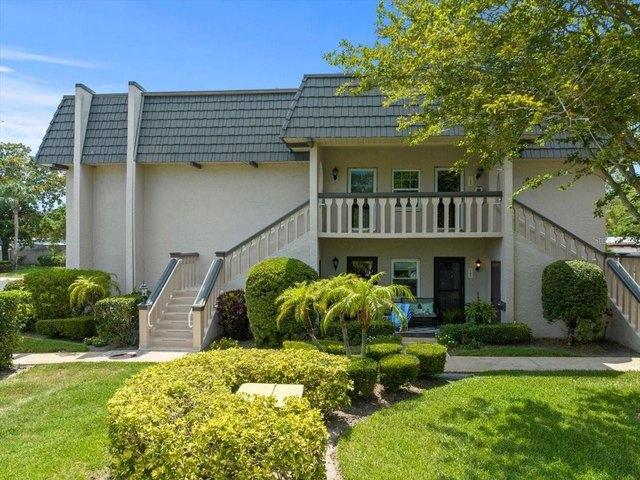 Condo for sale in Seminole, Florida