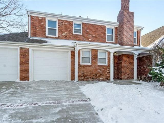 Condo for sale in Kansas