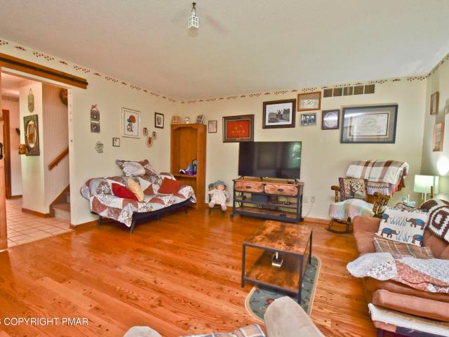 House for sale in Gilbert, Pennsylvania