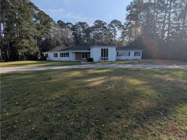 House for sale in Fairmont, North Carolina