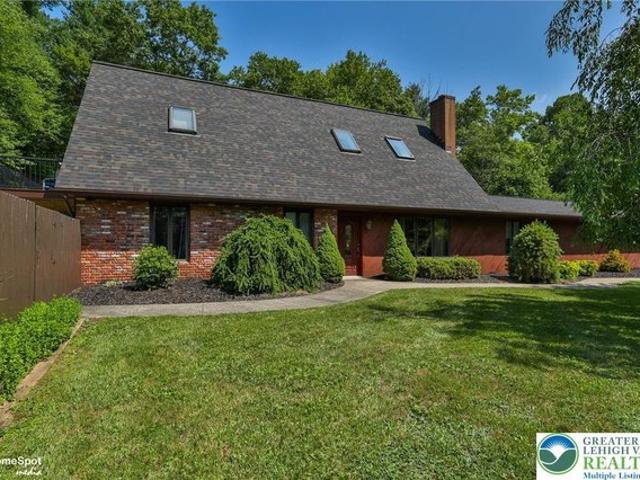 House for sale in Gilbert, Pennsylvania
