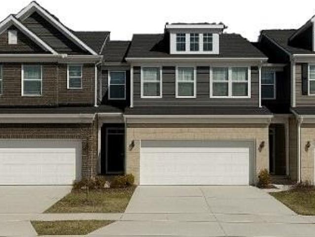 Townhouse for sale in New Hudson, Michigan