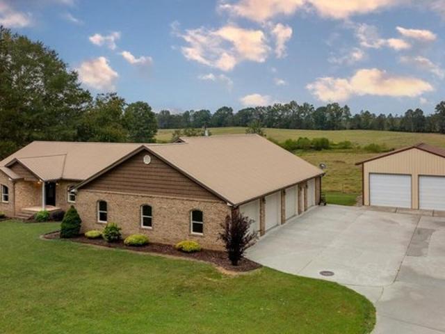 House for sale in Lyerly, Georgia