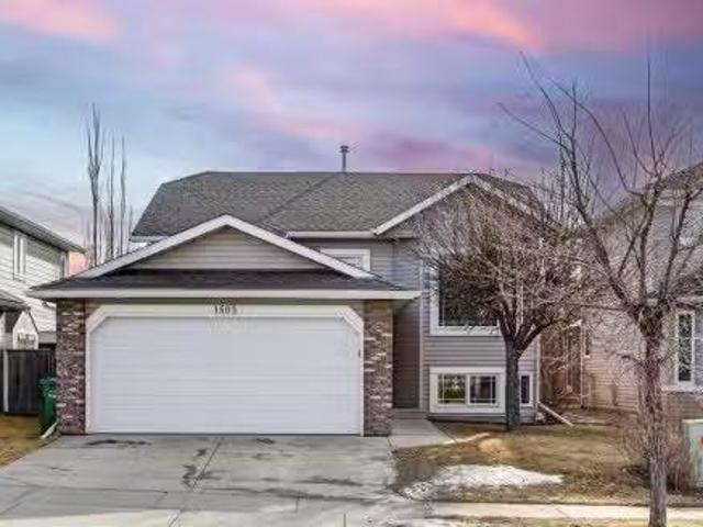 House for sale in Airdrie, Alberta