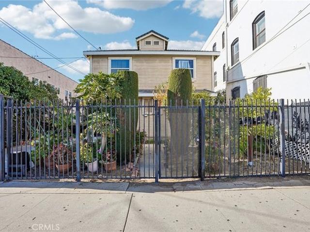 House for sale in Canoga Park, California