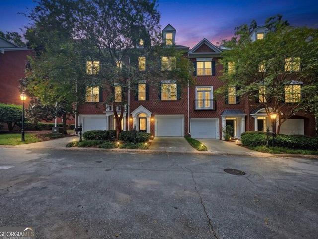 Townhouse for sale in Roswell, Fulton County