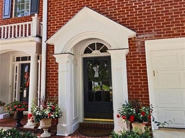 Townhouse for sale in Roswell, Georgia