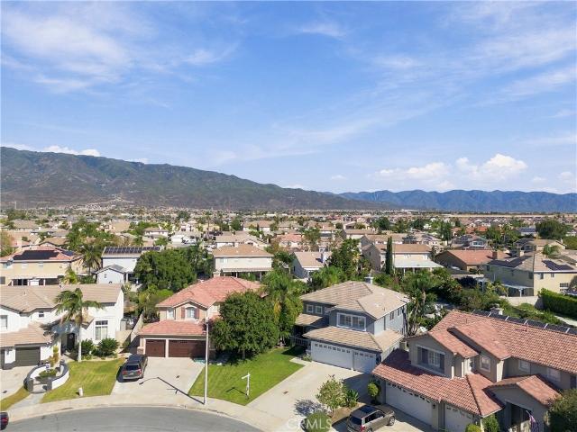 House for sale in Fontana, San Bernardino County