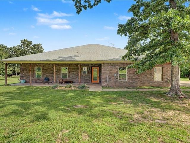House for sale in Ark