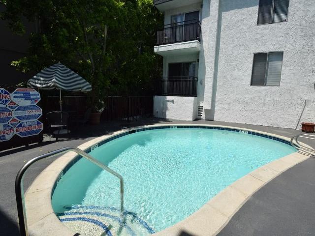 Apartment for rent in Van Nuys Neighborhood Council District, Canoga Park