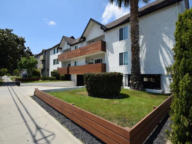 Apartment for rent in Van Nuys Neighborhood Council District, Canoga Park