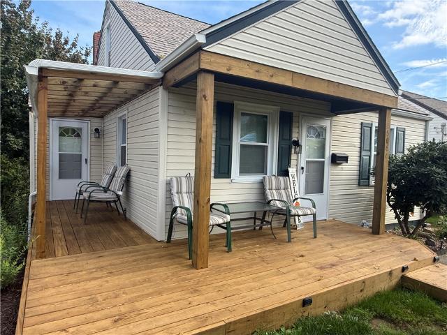 House for sale in Mount Washington, Beaver Falls