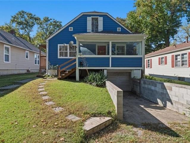 House for sale in Leavenworth, Leavenworth County