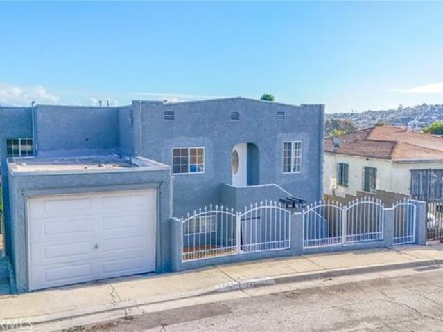 House for sale in Canoga Park, California