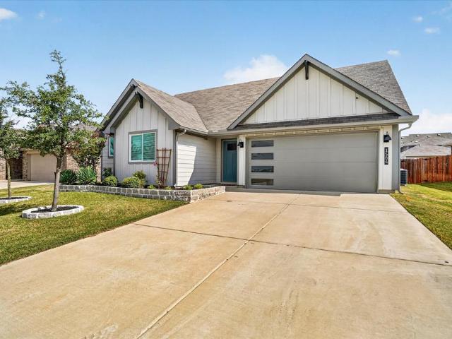 House for sale in Alvarado, Johnson County