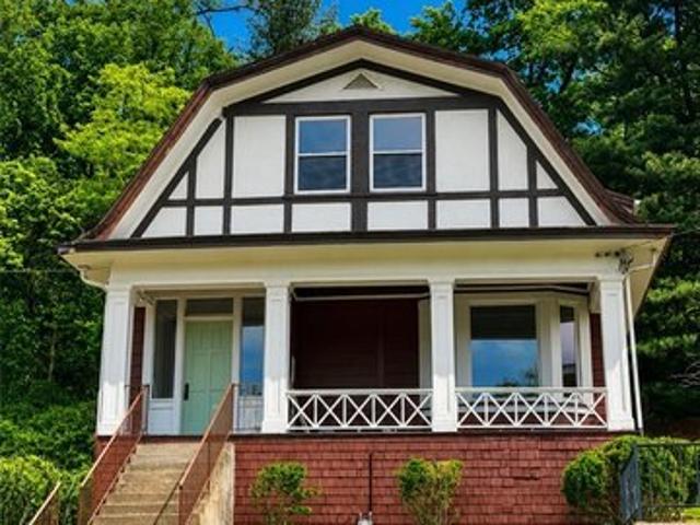 House for sale in Wheeling, West Virginia