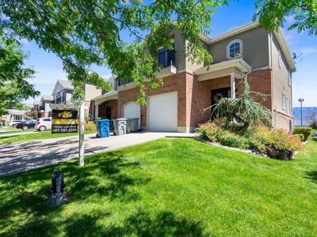 Condo for sale in Saratoga Springs, Utah
