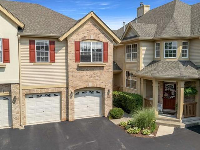 Townhouse for sale in Palos Heights, Illinois