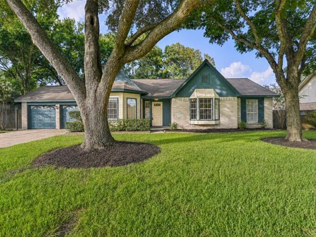 House for sale in Friendswood, Texas