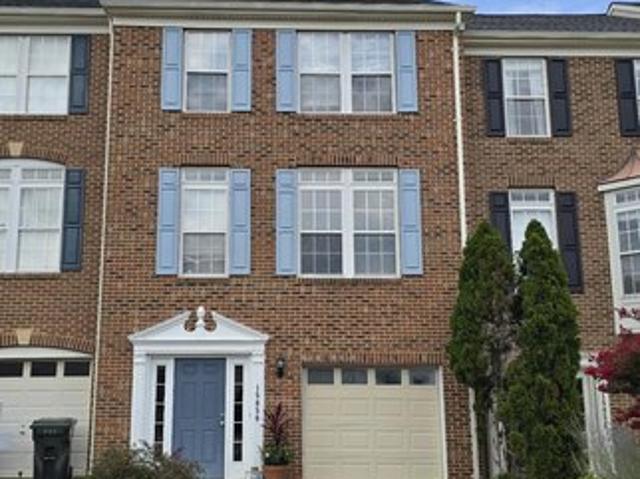 Townhouse for sale in Virginia