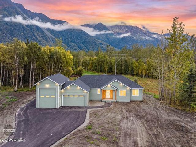 House for sale in Palmer