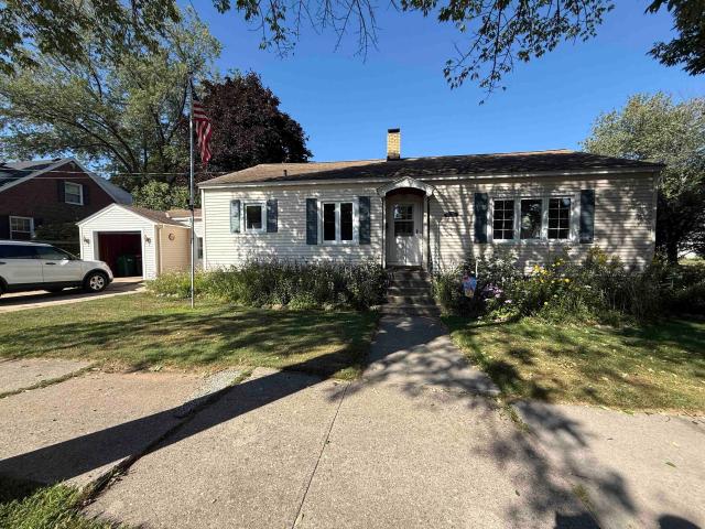 House for sale in Marinette, Wisconsin