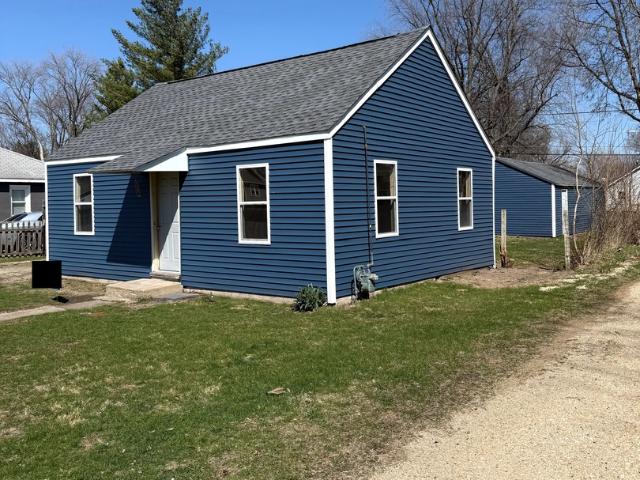 House for sale in Whiteside, Illinois