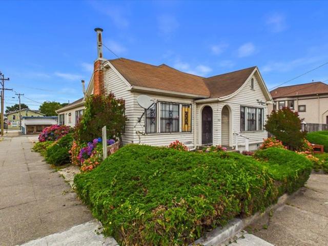 House for sale in Humboldt, California