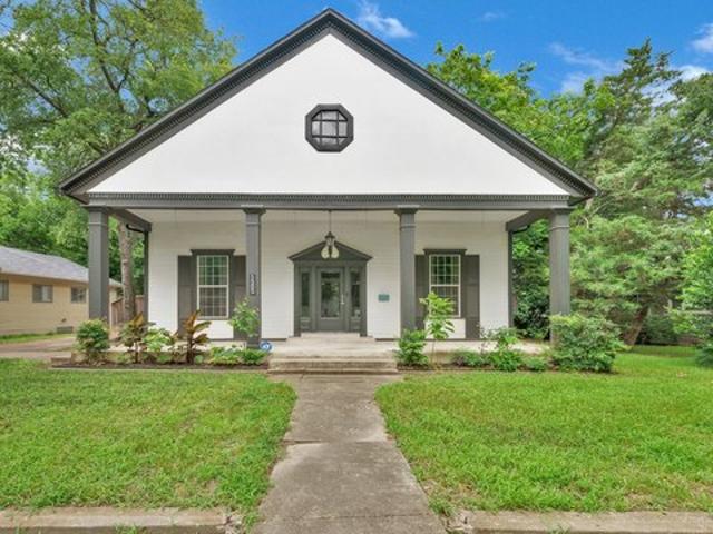House for sale in Hunt, Texas