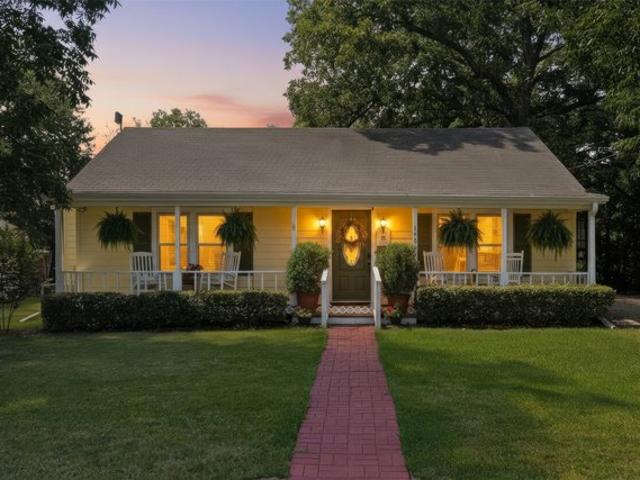 House for sale in Hunt, Texas