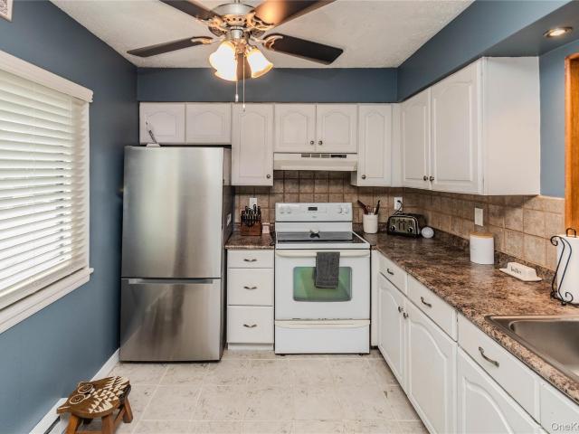 Condo for sale in Poughquag, New York