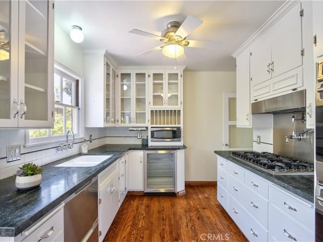 House for sale in Long Beach, California